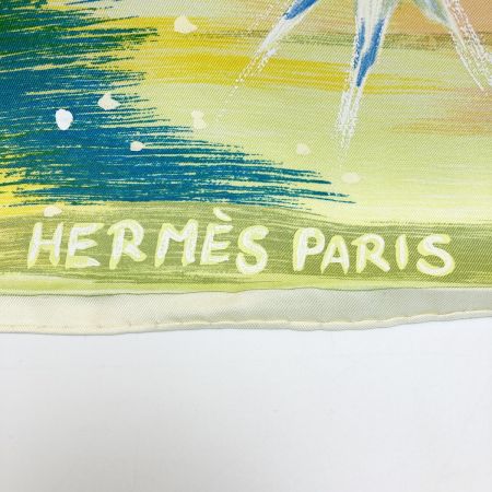  HERMES エルメス カレ90 FEUX DU CIEL 天の火 スカーフ イエロー シルク100％