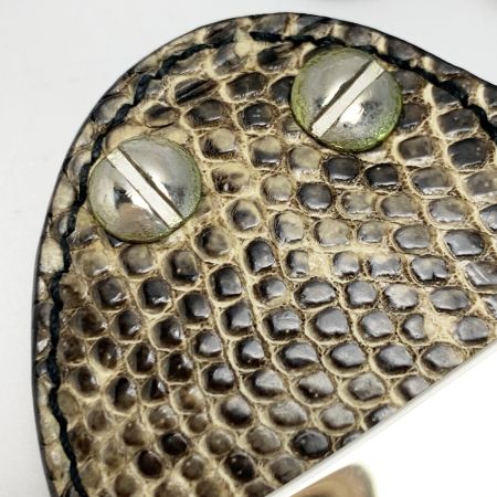  PRADA プラダ トカゲ革 ハート型 キーリング チャーム