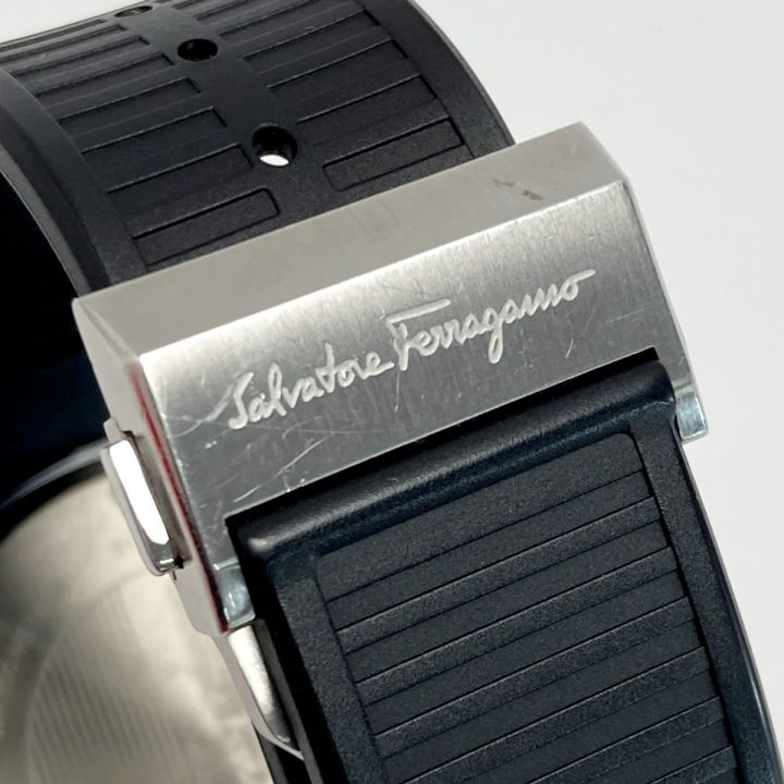 Salvatore Ferragamo サルヴァトーレフェラガモ F-80 クロノグラフ