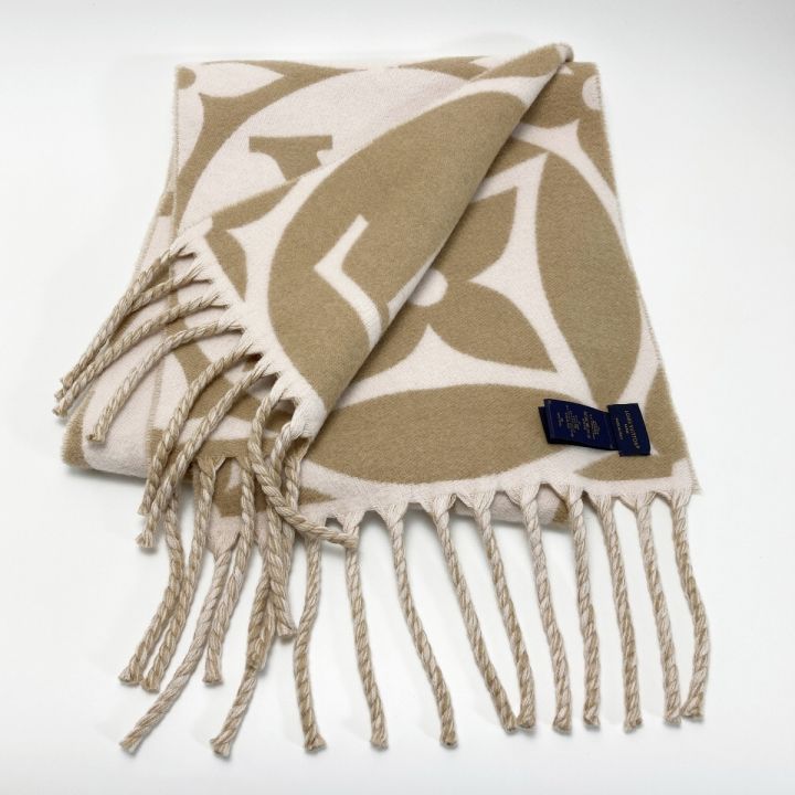 【LOUIS VUITTON】フライトモード マフラー　マイユ LV メダリオン ルイ·ヴィトン】「フライト·モード」コレクションより新作マフラーと