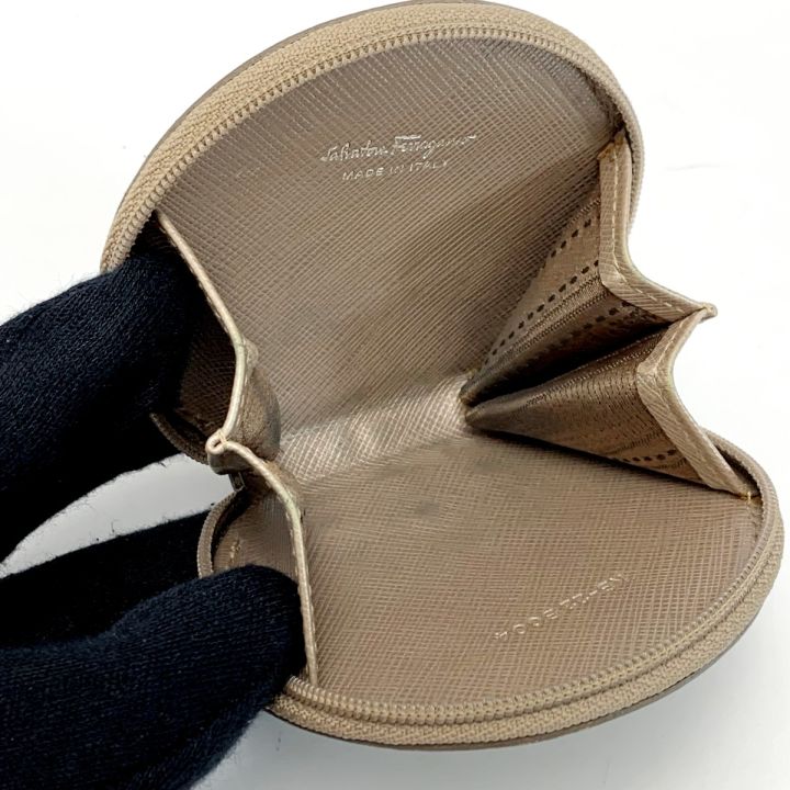 Salvatore Ferragamo サルヴァトーレフェラガモ KB-22 B004 シャンパン