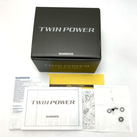  SHIMANO シマノ 24 ツインパワー C3000XG 046826 スピニングリール 箱付き