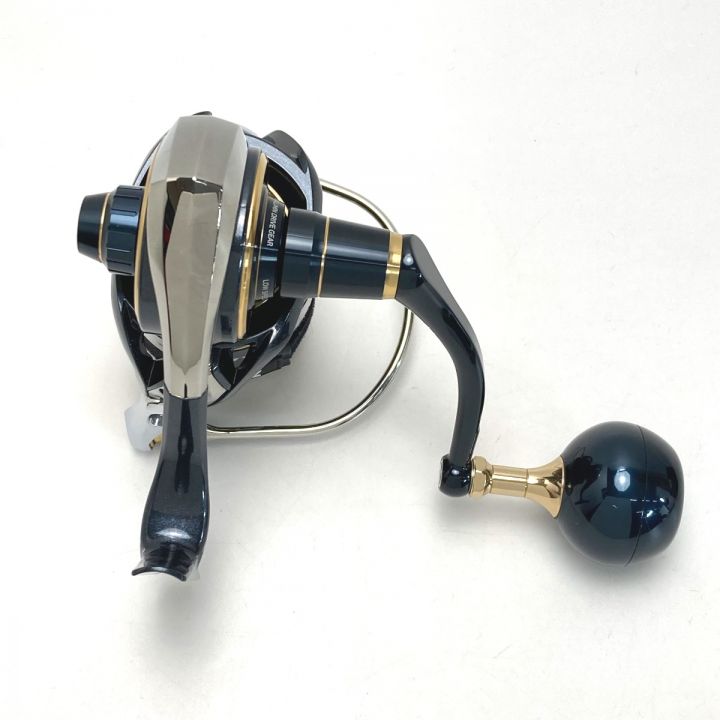 DAIWA ダイワ 20 ソルティガ 8000-P 00065001 スピニングリール 箱付き