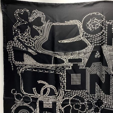  CHANEL シャネル ロゴ シルク ブラック×ホワイト 大判スカーフ レディース
