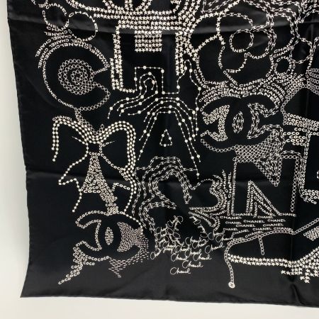  CHANEL シャネル ロゴ シルク ブラック×ホワイト 大判スカーフ レディース