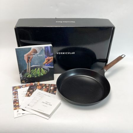 VERMICULAR フライパン 28cm レシピブック付き ブラック 箱有 FRYING PAN