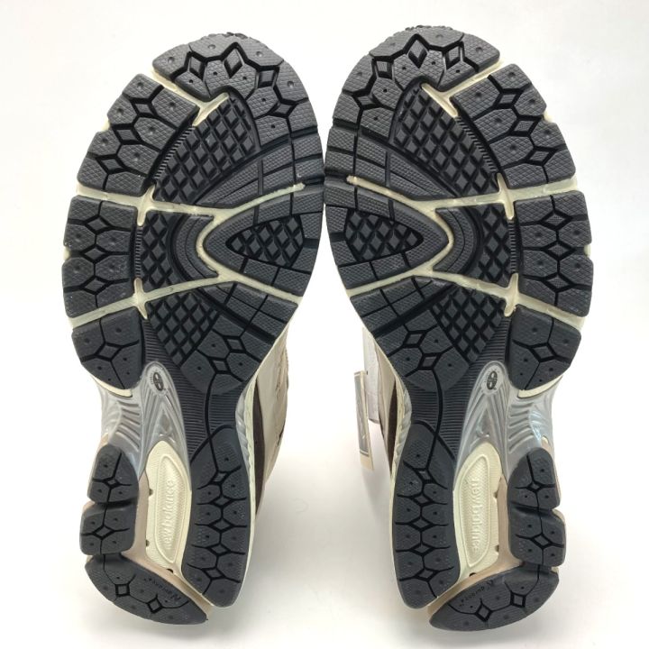 NEW BALANCE ニュー・バランス スニーカー M2002RXV ベージュ SIZE