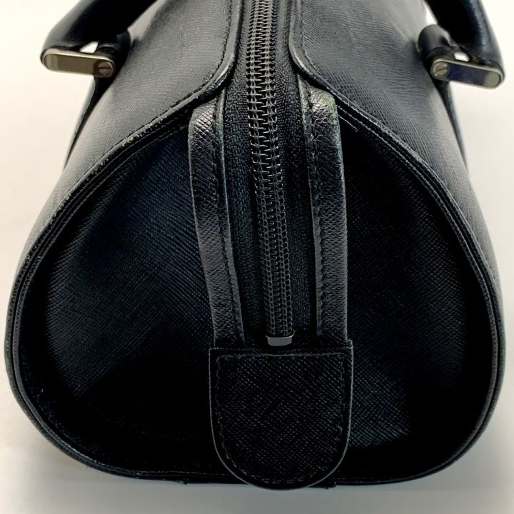 未使用品　BURBERRY （バーバリー）　ブラック レザーボストンバック BURBERRY バーバリー レザー ブラック ミニボストンバッグ ドラム型