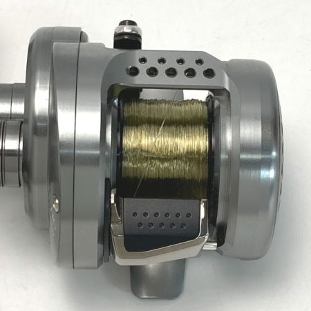  SHIMANO シマノ 17 カルカッタ コンクエスト BFS HG-L 左 03676 ベイトリール 箱付き
