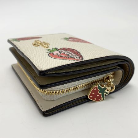  COACH コーチ  ストロベリー 苺 CAP18 アイボリー 2つ折り財布 レディース