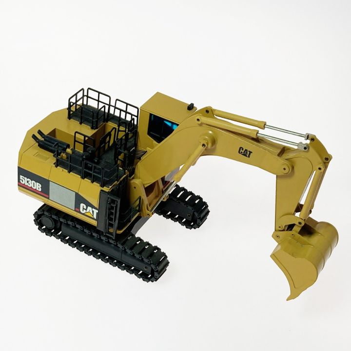 cat 重機 おもちゃ 足けり乗用玩具 CAT ショベルカー