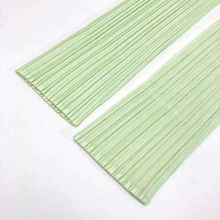  ISSEY MIYAKE イッセイミヤケ PLEATS PLEASE カーディガン 薄手  PP31JO143/3 黄緑 サイズ 3 レディース