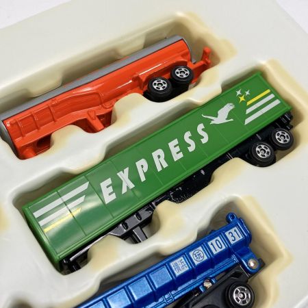 TAKARATOMY タカラトミー トミカ つなぎかえて遊べる! ロングトレーラーセット 2台セット タカラトミー