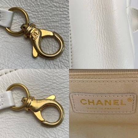  CHANEL シャネル マトラッセ トップハンドル ラムスキン 30884946 ホワイト 2WAY ハンドバッグ 