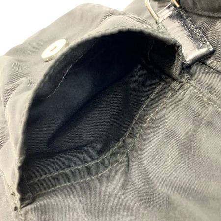  PRADA プラダ ウエストバッグ  角ロゴプレート ブラック ナイロン