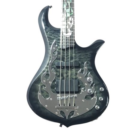  TRABEN エレキベース Phoenix ソフトケース付