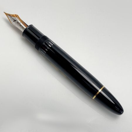  MONTBLANC モンブラン マイスターシュテュック 万年筆 18K ブラック×ゴールド No.149 F 箱有