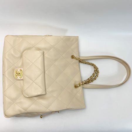  CHANEL シャネル マトラッセ シャイニーラムスキン チェーン AS5315 ベージュ トートバッグ