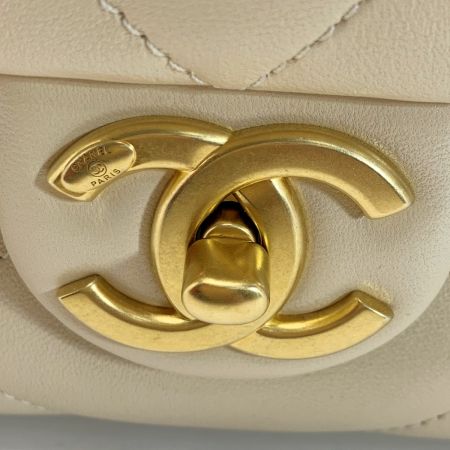  CHANEL シャネル マトラッセ シャイニーラムスキン チェーン AS5315 ベージュ トートバッグ