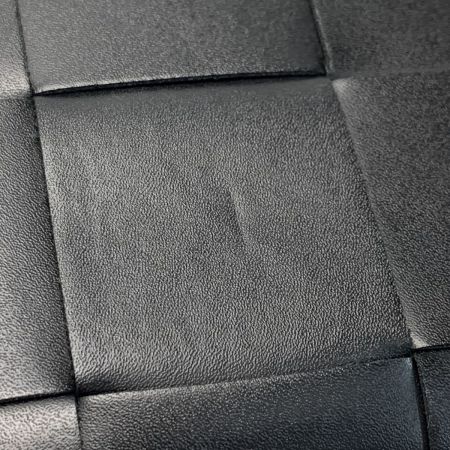  BOTTEGA VENETA ボッテガヴェネタ マキシイントレチャート ブラック レザー 651368 V3U01 ブラック 財布 