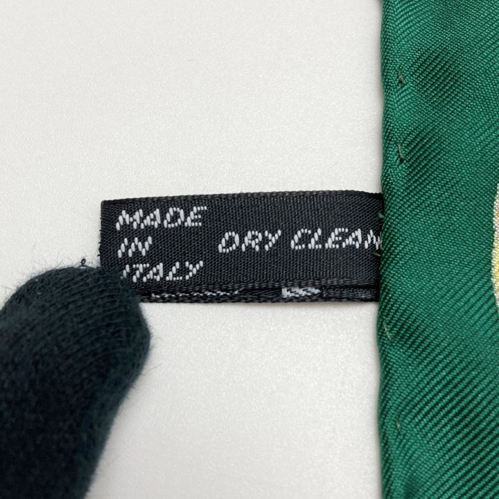 Christian Dior クリスチャンディオール 宝石 ロゴ シルクスカーフ