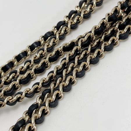  CHANEL シャネル ココマーク マトラッセバッグ ネックレス B23C ホワイト レジン GP レザー