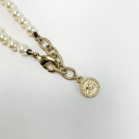  CHANEL シャネル パール CCロゴ F16V ラインストーン