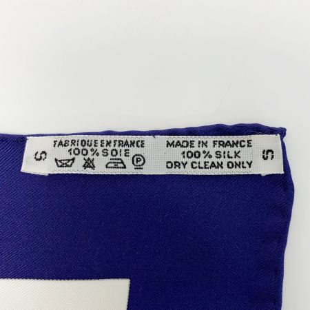  HERMES エルメス 落ち葉  ホワイト×ネイビー シルクスカーフ