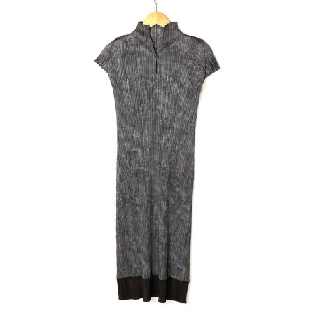  ISSEY MIYAKE イッセイミヤケ PLEATS PLEASE ノースリーブワンピース PP53-JH894 グレー サイズ 3 レディース