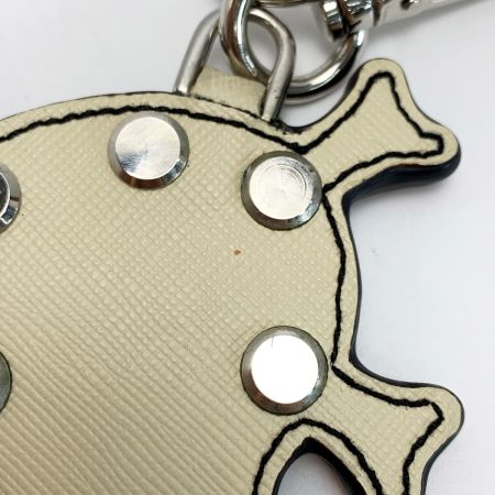  PRADA プラダ レザー スカル キーホルダー レザー