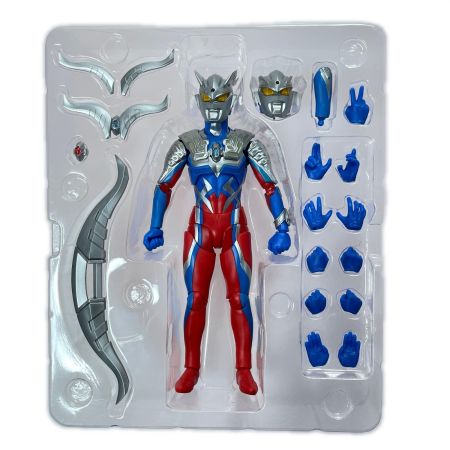  BANDAI バンダイ S.H.Figuarts ウルトラマンゼロ フィギュア 開封品