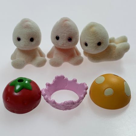   シルバニアファミリー 森の妖精さん いちご・おはな・きのこの妖精 3体セット おはなし付 子供用品 知育玩具