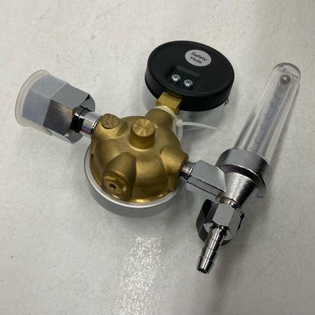  阪口製作所 アルゴン用調整器 R-11 未使用品