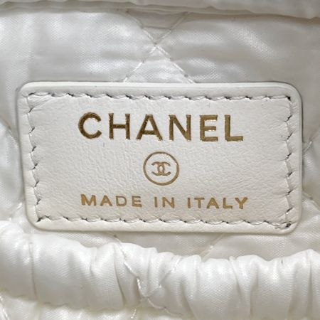  CHANEL シャネル ココマーク マトラッセ ポーチ ホワイト キャビアスキン ゴールド金具