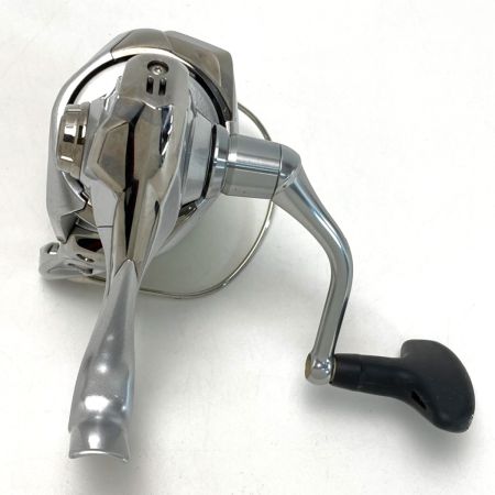  SHIMANO シマノ 19 ストラディック C3000HG 04019 スピニングリール