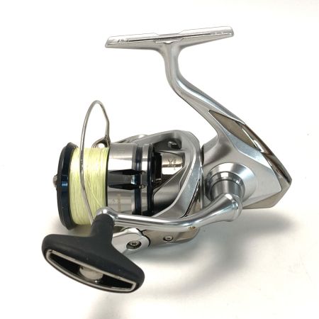  SHIMANO シマノ 19 ストラディック C3000HG 04019 スピニングリール