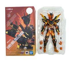 ☆☆ BANDAI バンダイ S.H.Figuarts BANDAI 仮面ライダークローズマグマ 箱有 Bランク