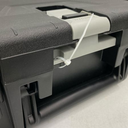  MAKITA マキタ インパクトドライバ TD173DRGXO オリーブ