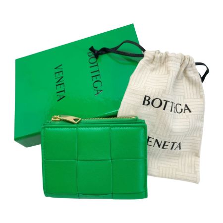  BOTTEGA VENETA ボッテガヴェネタ 財布  マキシイントレチャート スモールカセットコンパクトウォレット パキラートグリーン