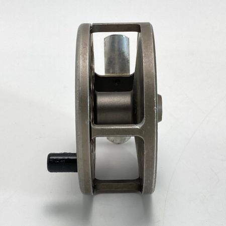  Fellows Large Trout フライリール #4 #5