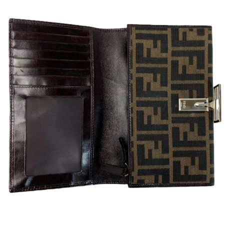  FENDI フェンディ 2つ折り長財布  ズッカ 07-15991 ブラウン キャンバス×レザー ガンチーニ金具