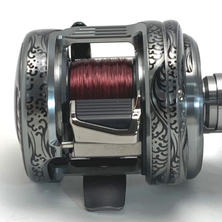  SHIMANO シマノ 20 カルカッタコンクエスト DC100HG カスタム仕様 04085 ベイトリール 箱付き