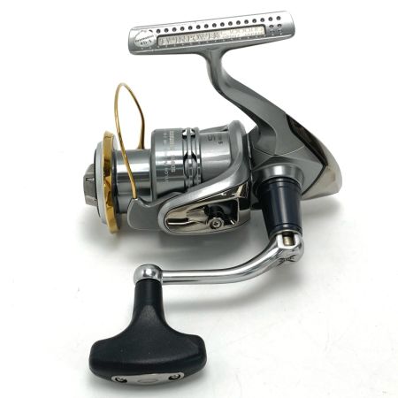  SHIMANO シマノ 11 ツインパワー C3000HG 02697 スピニングリール 箱付き