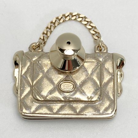  CHANEL シャネル マトラッセ バッグモチーフ ピンブローチ C24B ゴールド GP ココマーク