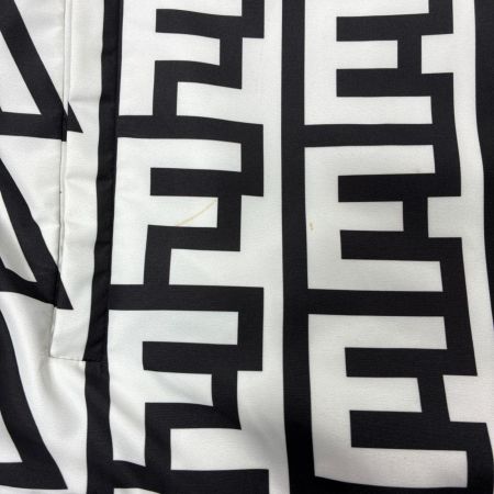 FENDI フェンディ ジャンパー MARC JACOBSコラボ FAA888 ホワイト×ブラック メンズ SIZE LL ナイロン