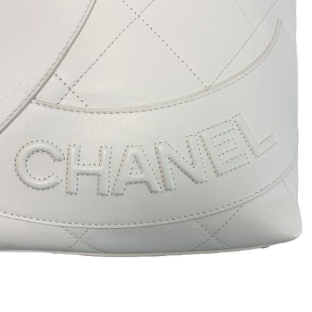  CHANEL シャネル マキシショッピングバッグ マトラッセ  ホワイト ラージトートバッグ 袋有
