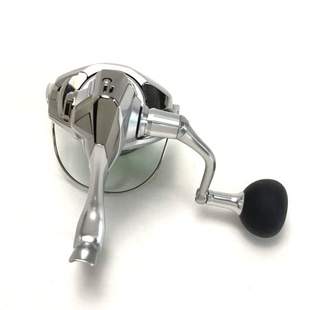  SHIMANO シマノ 23 ストラディック 4000XG 045904 スピニングリール 箱付き