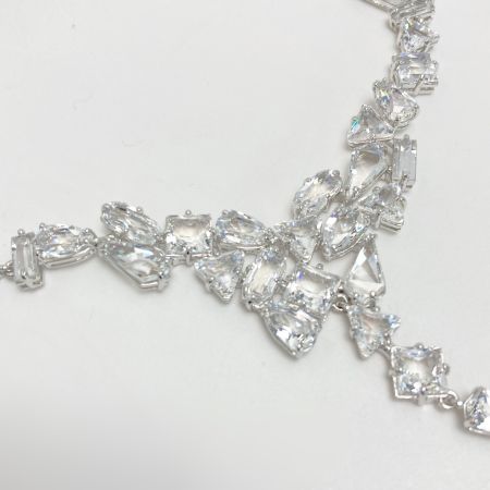  SWAROVSKI スワロフスキー Mesmera Y字型 ネックレス 5661520 ホワイト 箱有