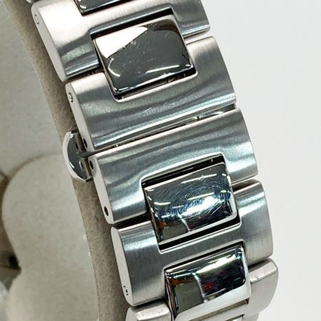  GUCCI グッチ デイト ステンレススチール 8900M シルバー クォーツ メンズ 腕時計