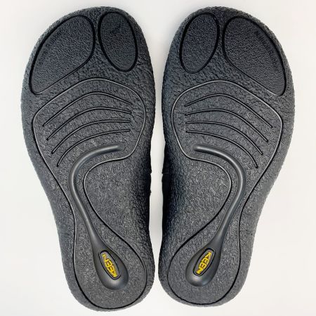  KEEN キーン スリッポン 1023981 ブラック SIZE 24.5cm